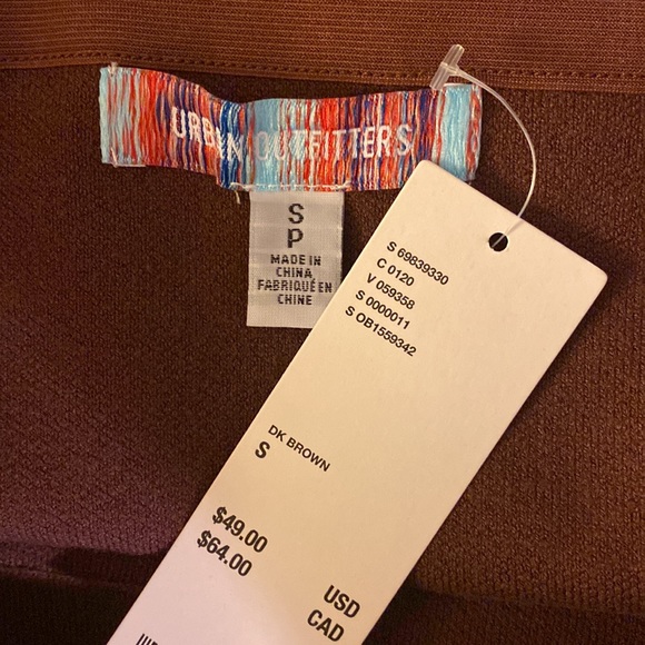 Urban Outfitters. Knit sweater mini skirt. Dark brown 🤎 Brand new. - Picture 5 of 7